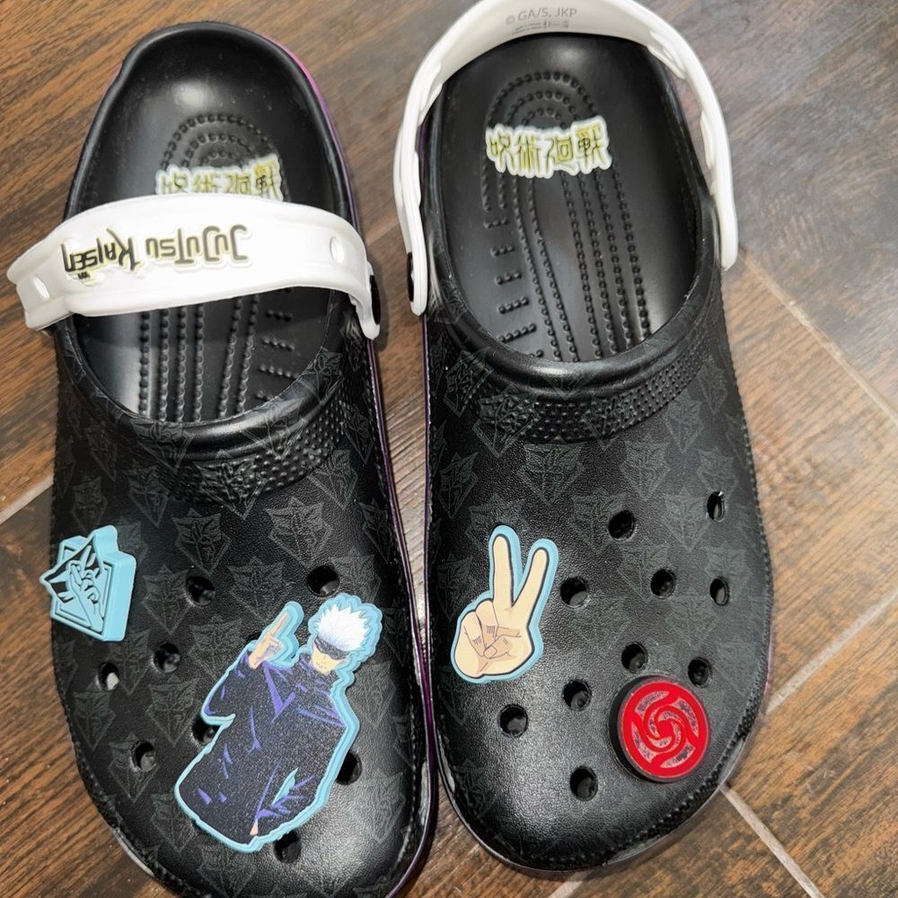 ✨Jujutsu Kaisen Limited Edition Crocs – Size 10M